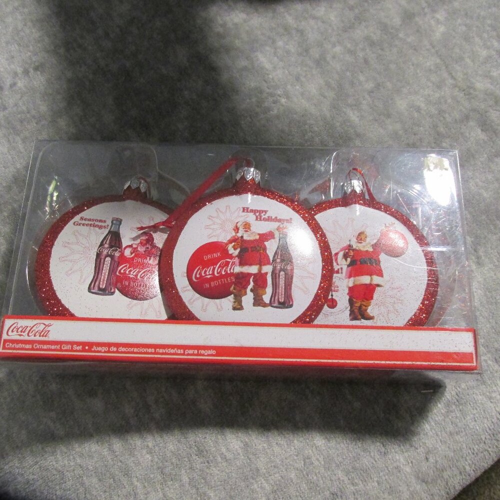 2009 Coca Cola Ornaments NIB